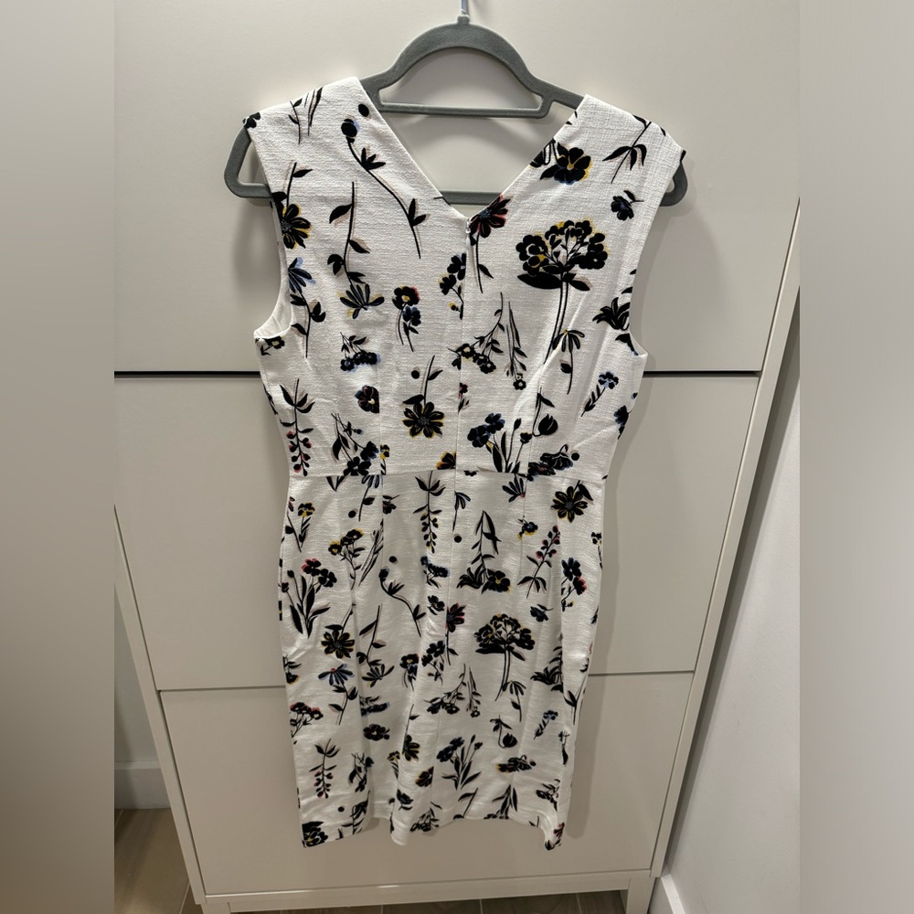 Ann Taylor shift floral dress - Picture 5 of 7